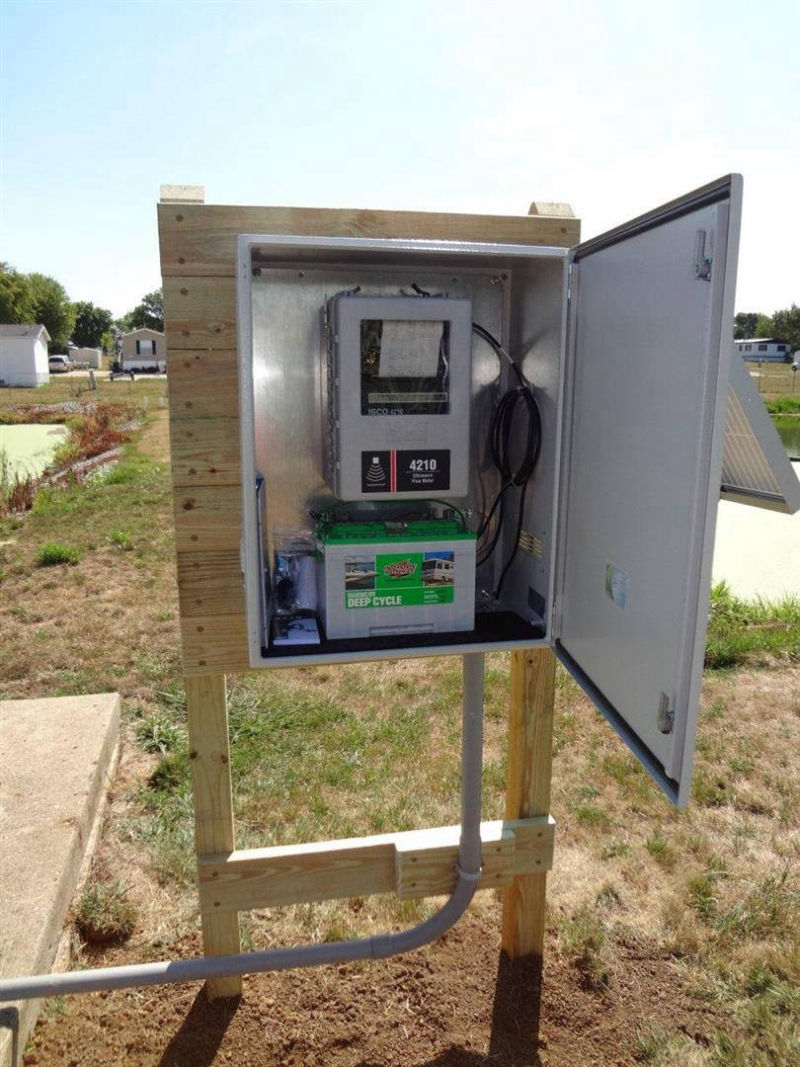 Newton, IA - Teledyne ISCO 4210 Ultrasonic Flow Meter, Solar Panel