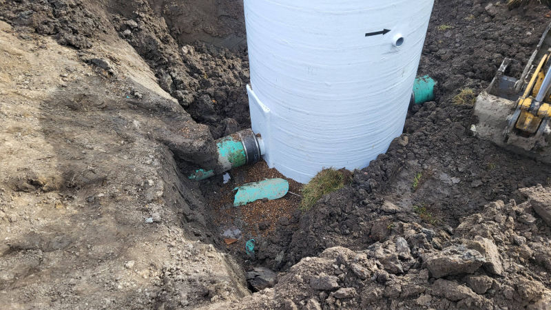 Concordia, MO - Fiberglass metering manhole, Fiberglass Enclosure, Teledyne ISCO Signature Ultrasonic Flowmeter, 5800 SamplerISCO Signature Ultrasonic